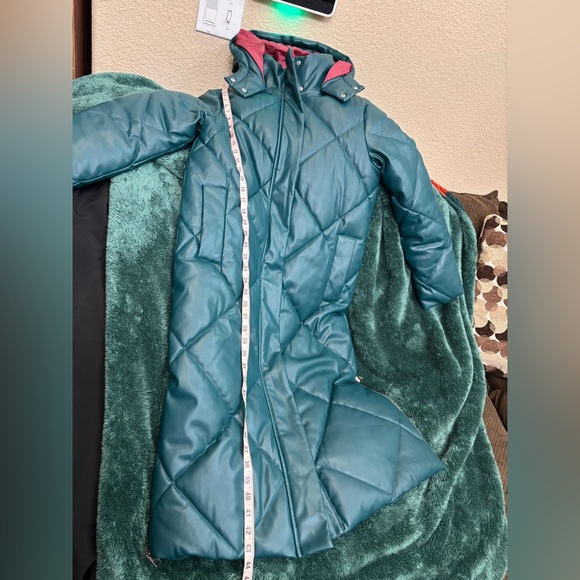 NWT Rebecca Minkoff Women’s Quilted Long Hooded Puffer Coat Sz M Deep Sea Color - Picture 12 of 14